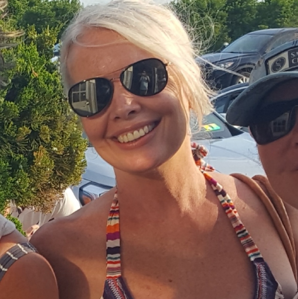 Meet your Posher, Regina